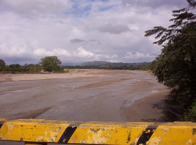 yojoa-01-near-ceiba