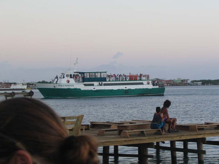 utila-55-ferry