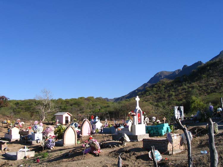huites-29-rancho-graveyard