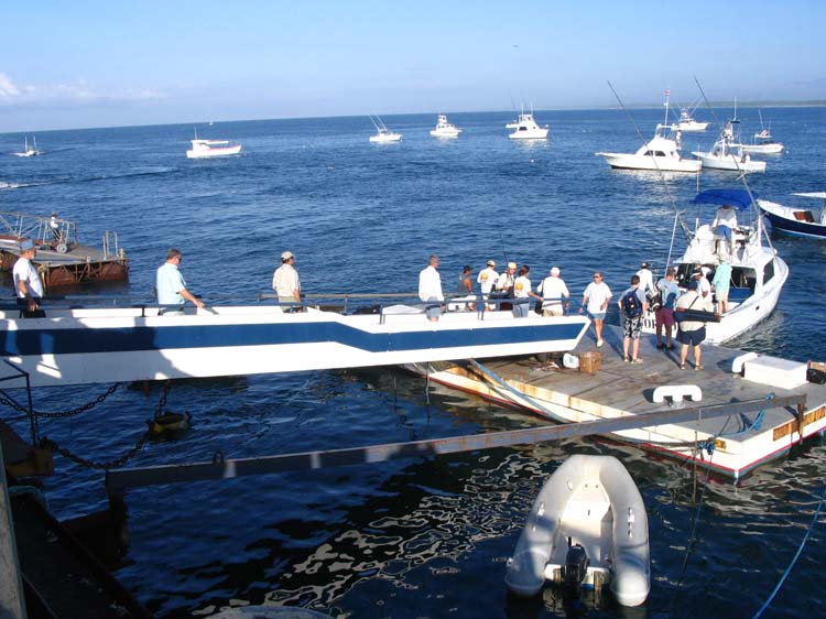 quepos-22-marina-getting-on