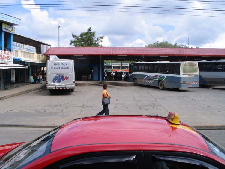 quepos-77-bus-station